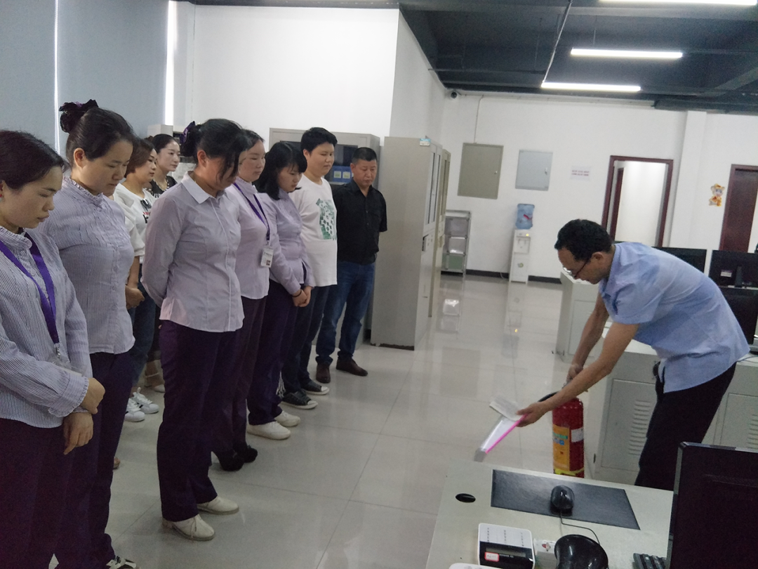 遠程監(jiān)控,報警巡邏,清機加鈔,清分整點,憑證寄庫,頭寸箱寄庫,商鋪安保,智能家居 遠程監(jiān)控,報警巡邏,清機加鈔,清分整點,憑證寄庫,頭寸箱寄庫,商鋪安保,智能家居