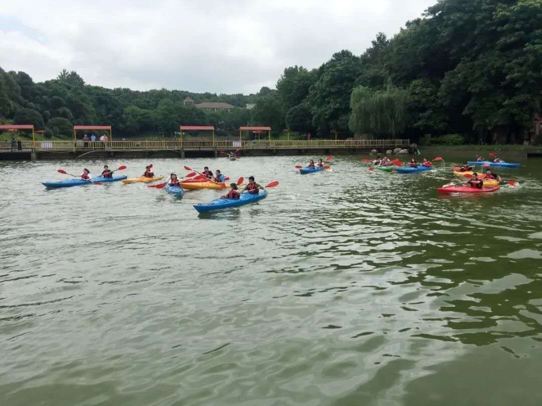 遠(yuǎn)程監(jiān)控,報(bào)警巡邏,清機(jī)加鈔,清分整點(diǎn),憑證寄庫(kù),頭寸箱寄庫(kù),商鋪安保,智能家居 遠(yuǎn)程監(jiān)控,報(bào)警巡邏,清機(jī)加鈔,清分整點(diǎn),憑證寄庫(kù),頭寸箱寄庫(kù),商鋪安保,智能家居