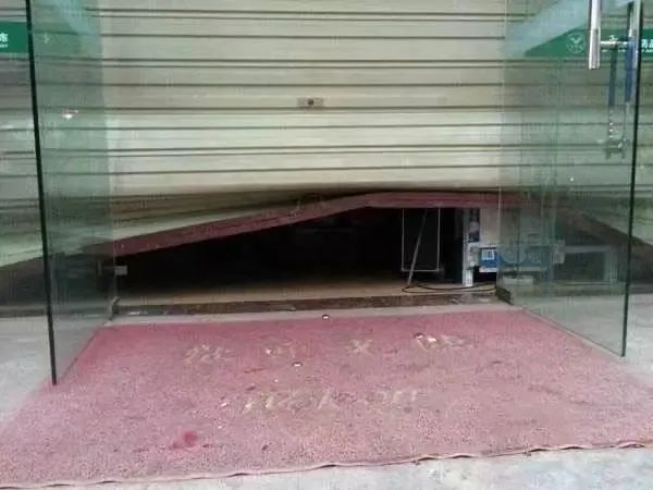 遠(yuǎn)程監(jiān)控,報警巡邏,清機加鈔,清分整點,憑證寄庫,頭寸箱寄庫,商鋪安保,智能家居 遠(yuǎn)程監(jiān)控,報警巡邏,清機加鈔,清分整點,憑證寄庫,頭寸箱寄庫,商鋪安保,智能家居