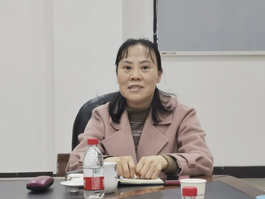 遠程監(jiān)控,報警巡邏,清機加鈔,清分整點,憑證寄庫,頭寸箱寄庫,商鋪安保,智能家居 遠程監(jiān)控,報警巡邏,清機加鈔,清分整點,憑證寄庫,頭寸箱寄庫,商鋪安保,智能家居