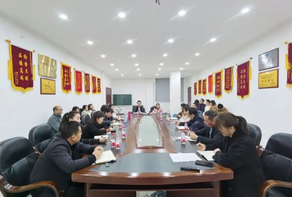 遠(yuǎn)程監(jiān)控,報(bào)警巡邏,清機(jī)加鈔,清分整點(diǎn),憑證寄庫(kù),頭寸箱寄庫(kù),商鋪安保,智能家居 遠(yuǎn)程監(jiān)控,報(bào)警巡邏,清機(jī)加鈔,清分整點(diǎn),憑證寄庫(kù),頭寸箱寄庫(kù),商鋪安保,智能家居